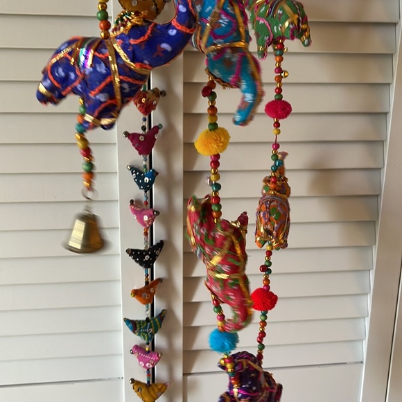 2 Hanging Decorative Cloth/"Jewels" Elephants & Birds Decorative Wall Hangings - Picture 5 of 7